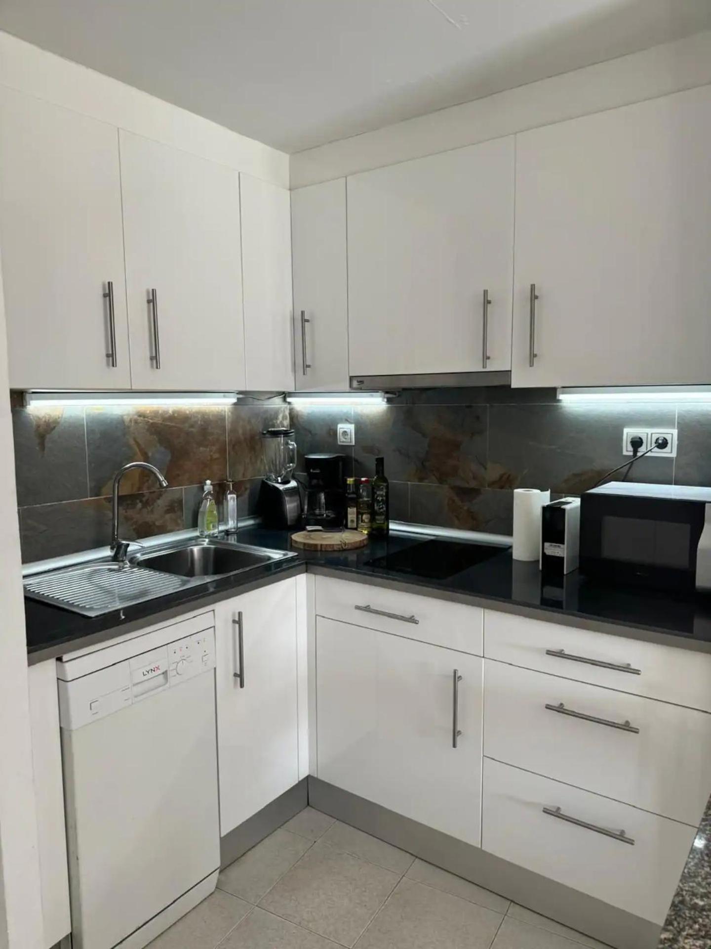 2Nda Linea Con Piscina En Miami Platja Lejlighed Miami Playa Eksteriør billede
